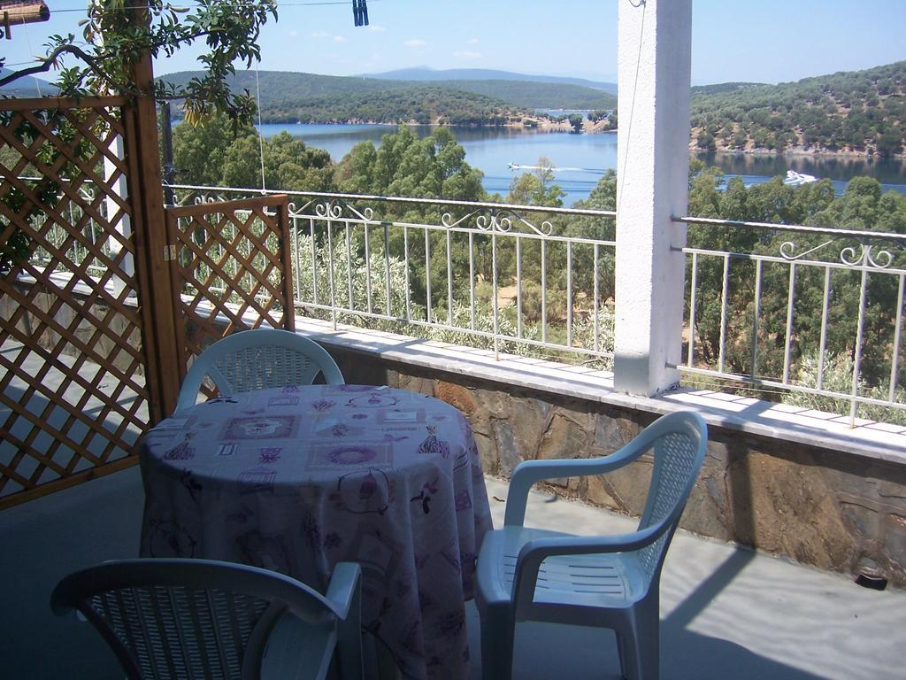 Milina Apartments Eksteriør billede